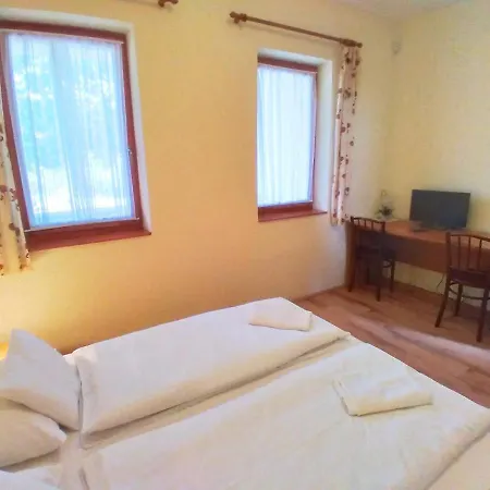 Jackfall Apartman Es Fogado Kisjakabfalva Exterior photo