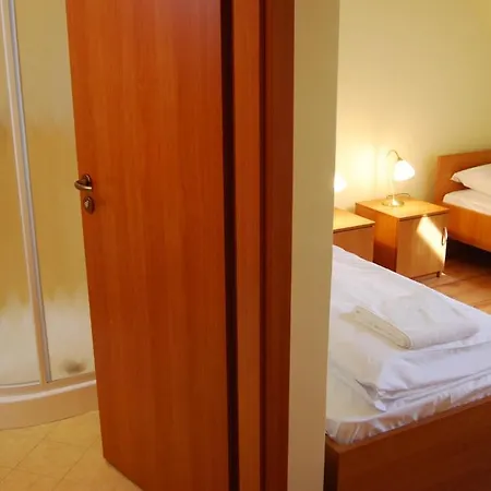 Jackfall Apartman Es Fogado Kisjakabfalva Exterior photo